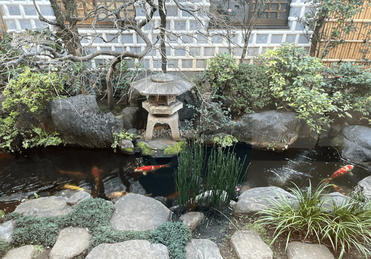 立会川 吉田家の中庭