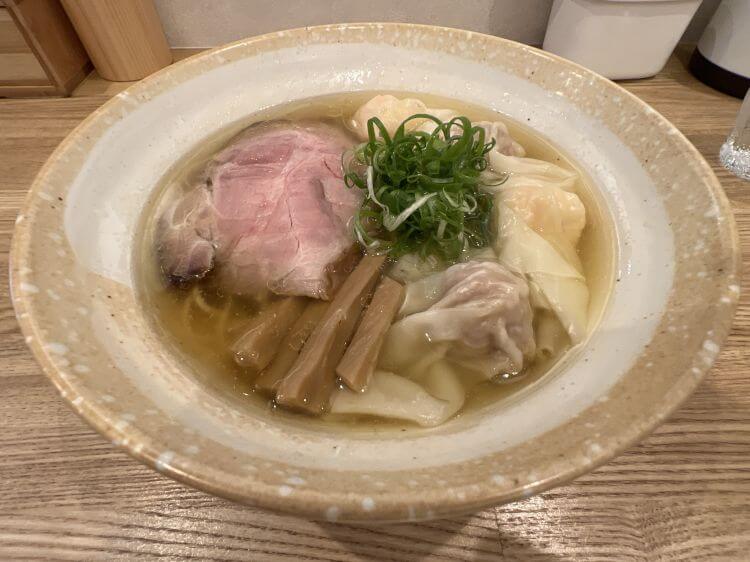肉・海老ワンタン麺 (白)＠DURAMENTEI 亀戸