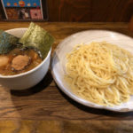 【新宿ラーメンで1番行列のできる店】「風雲児」鶏白湯つけ麺が美味い！店主の接客も良し