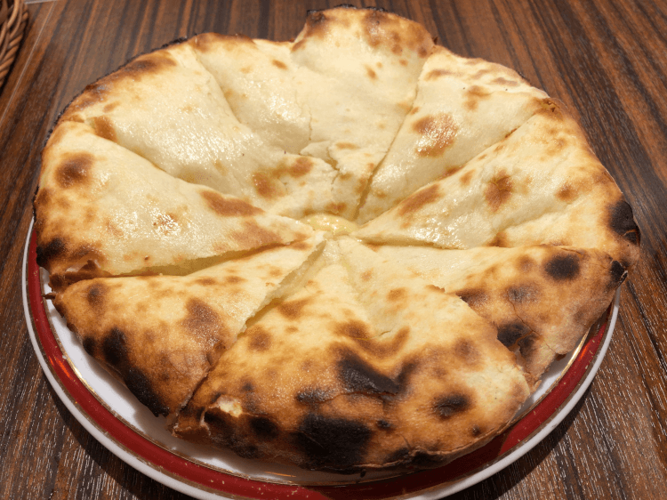 チーズナン＠ネパールインド料理レストラン HAPPY 田町東口店