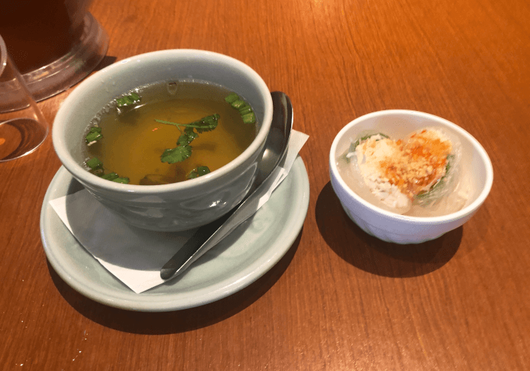 スープと生春巻き＠クルン・サイアム 大井町店