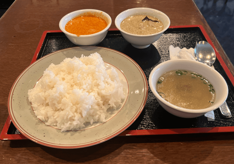 スペシャルセット(レッドカレー＆グリーンカレー)＠メーサイ 大森