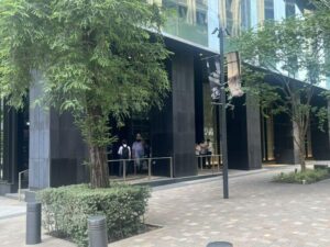 大手町「港屋2」伝説の名店 変わらぬ味、行列、価格、システムに驚き | 全記事2,000以上、全て管理人が実食、東京で最も信頼されているグルメブログ
