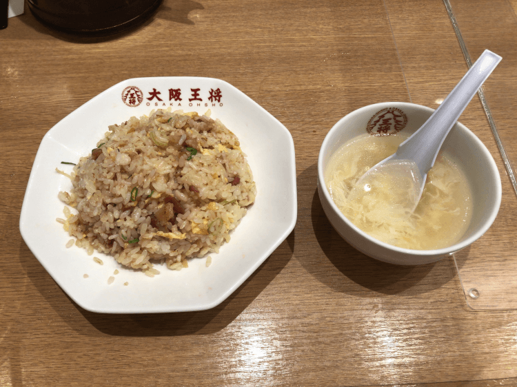 大阪王将 餃子 五目炒飯 唐揚げ定食がかなり美味しくてびっくり 大井町