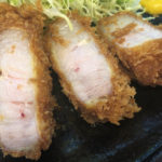 京急蒲田「とんかつ丸山」豚の置物が話題も林SPFのとんかつは一級品